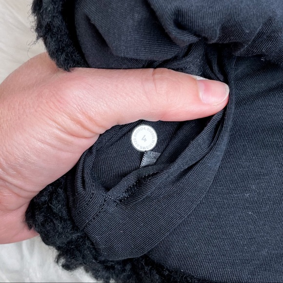 NWT Lululemon Wool Whenever Crew in Black Size 4 - Picture 10 of 10